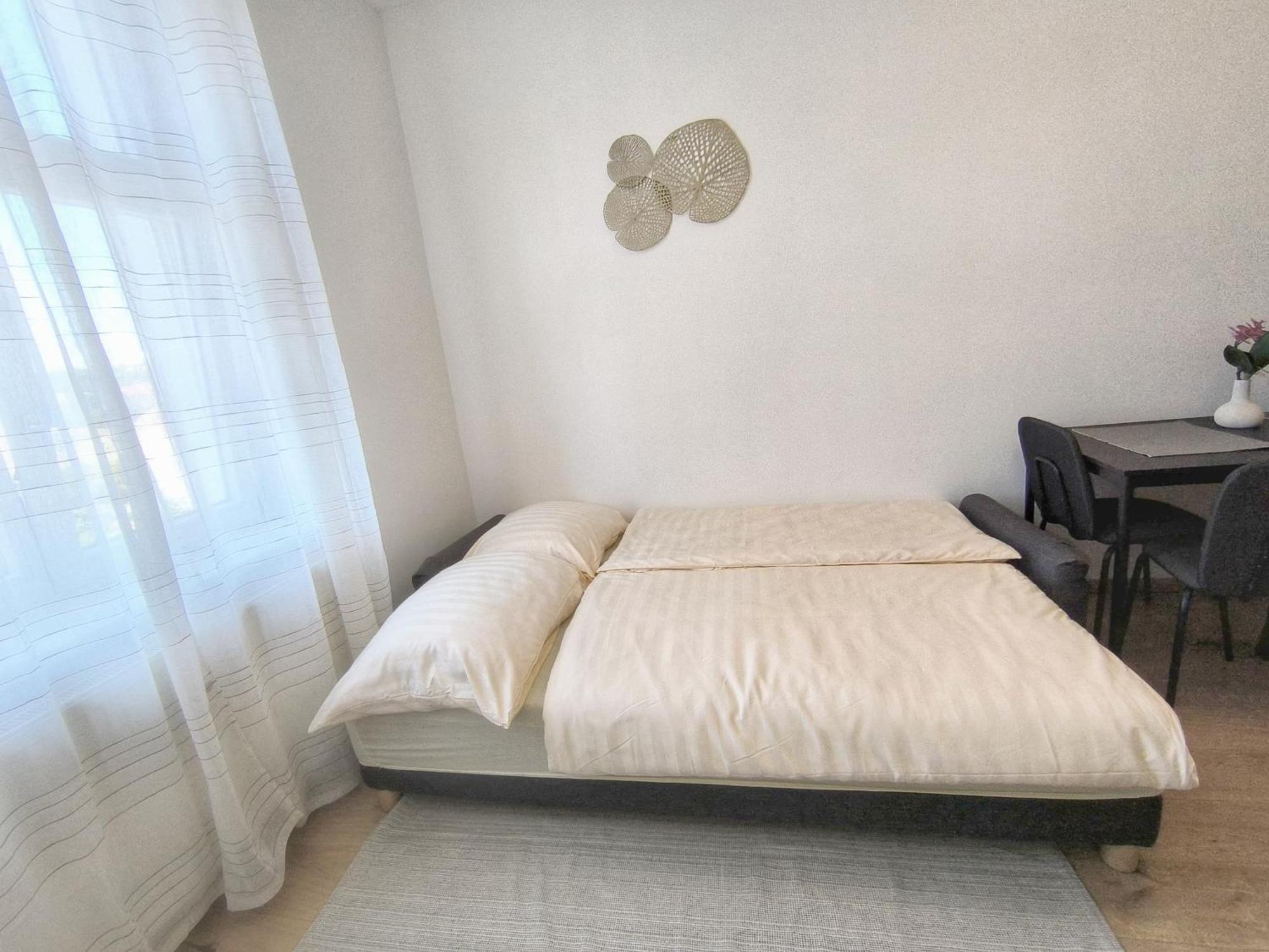 Isabel'S Suites Прага Екстериор снимка