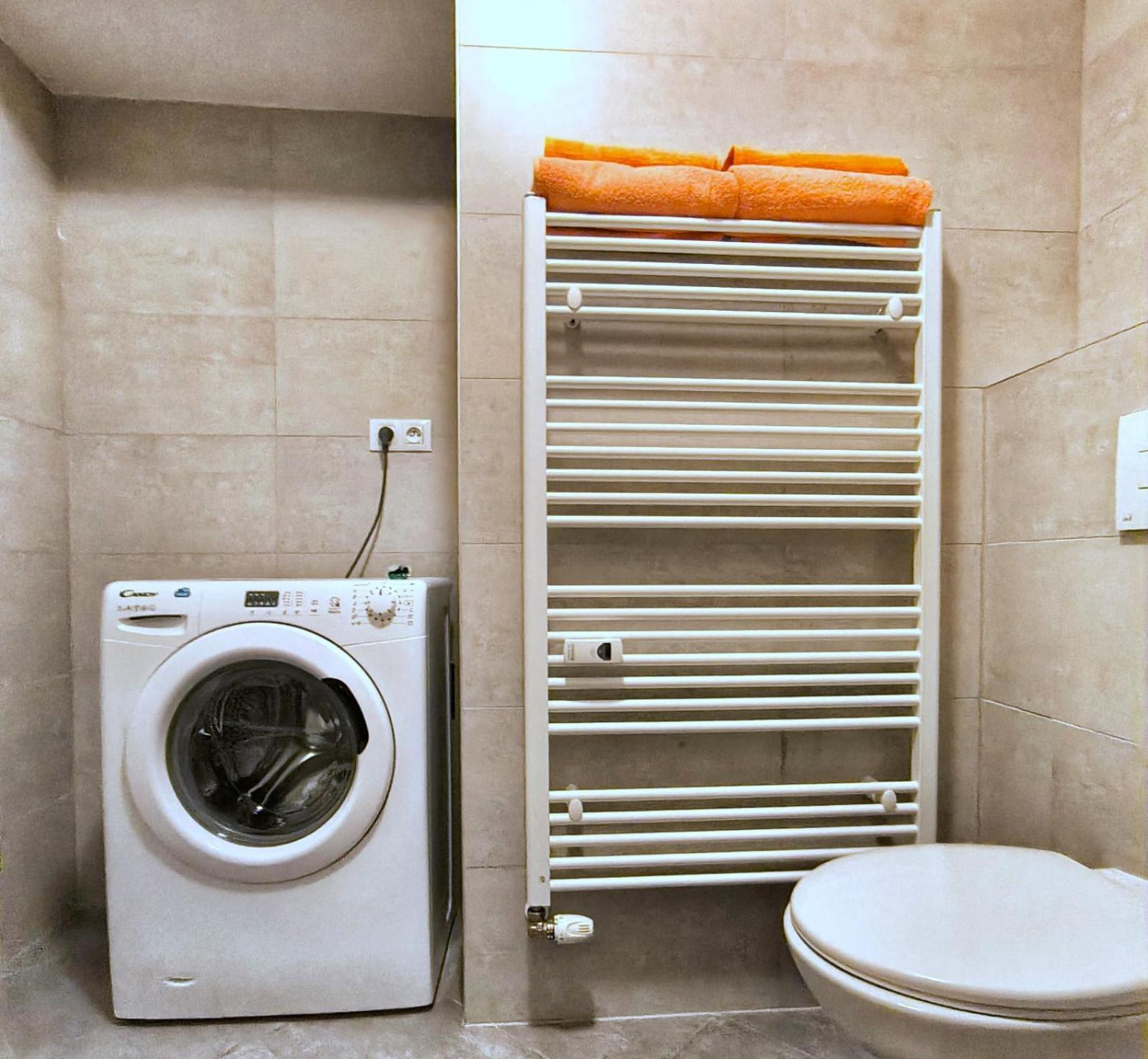 Isabel'S Suites Прага Екстериор снимка